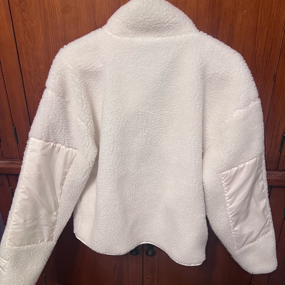 Fabletics White Textured Jacket NWT - image 2